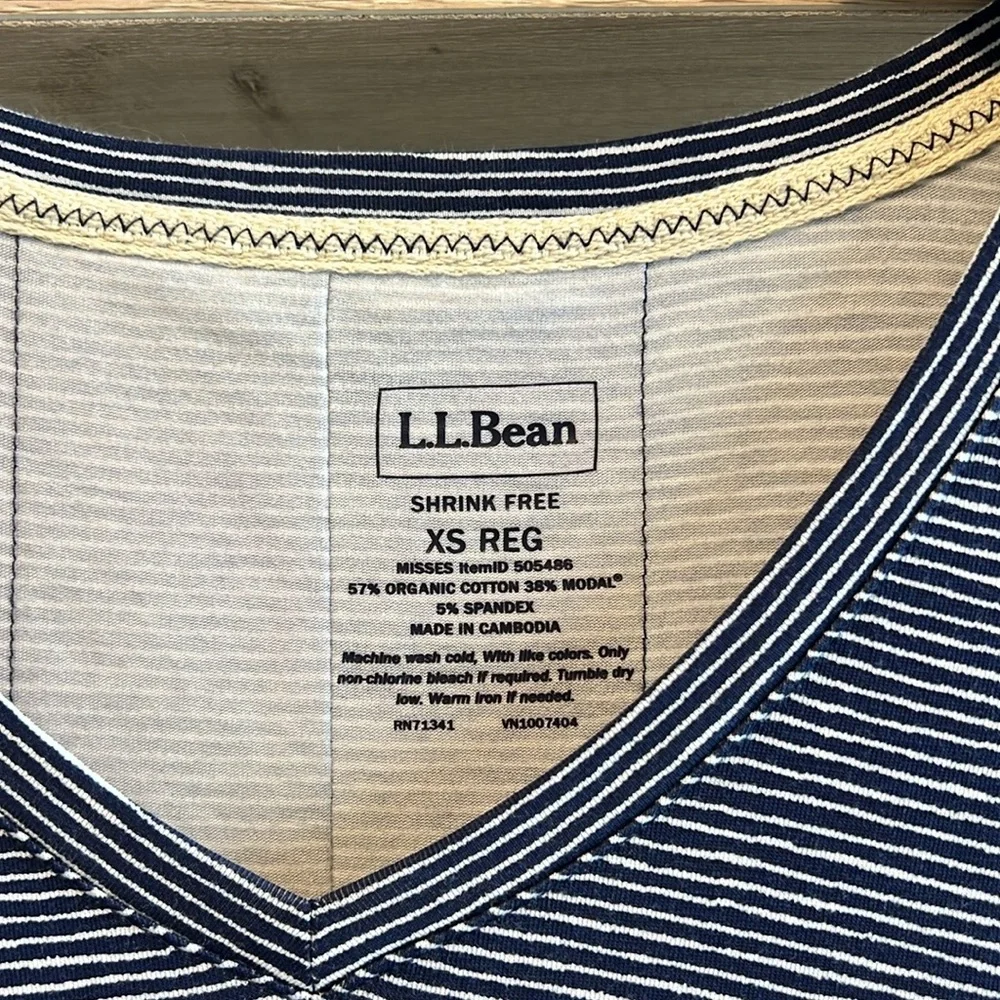 L.L. Bean Stretch Organic Cotton Jersey Long Sleeve Striped Dress w/Pockets, XS - Picture 4 of 7